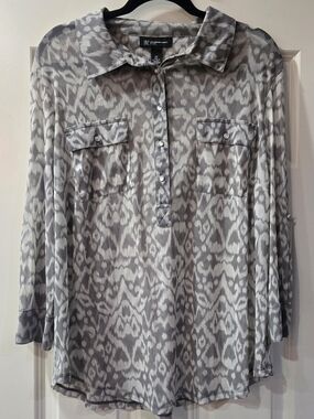 INC International Concepts Women's 2X Gray/White Geometric Sheer Mesh Blouse